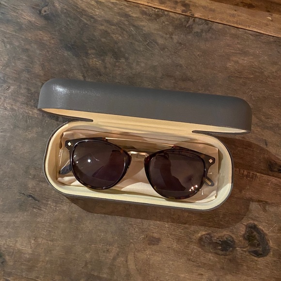 Gant GA7087 Sunglasses 52N❤️